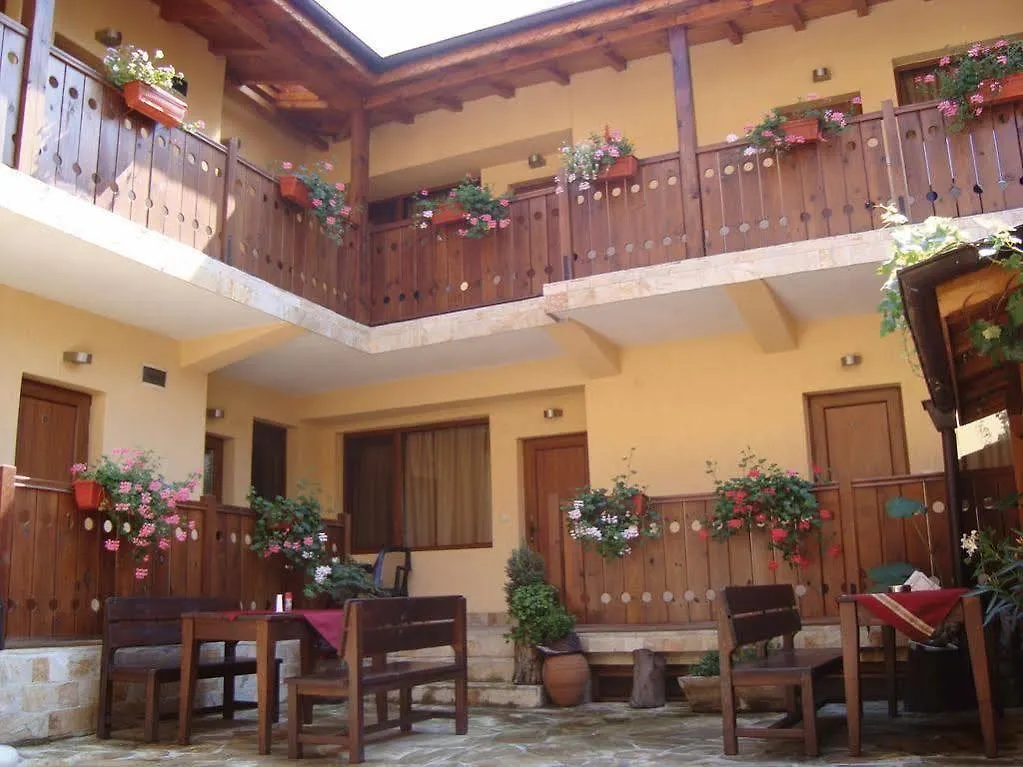 Kadeva House - Pajoko location